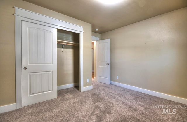 11614 W Six Rivers Ct, Boise, ID 83709