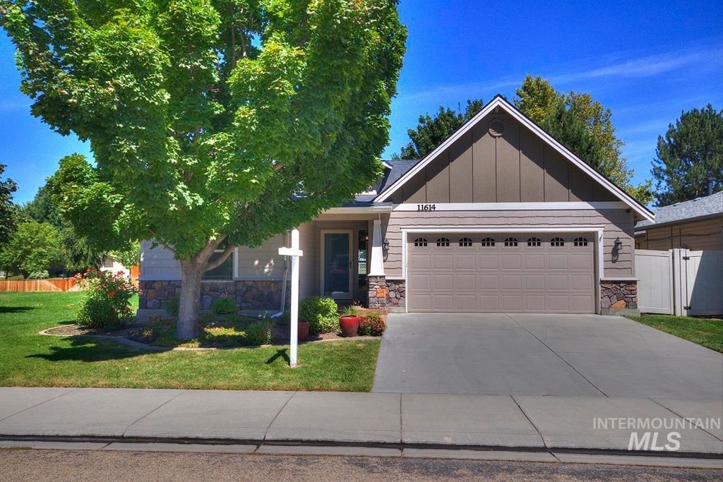 11614 W Six Rivers Ct, Boise, ID 83709