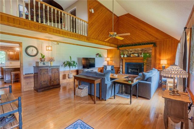 1160 Flinty Knoll Road, Pinnacle, NC 27043