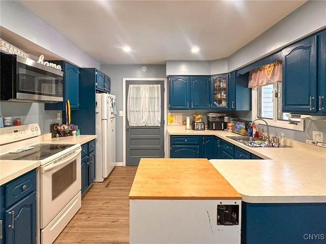 6653 Irish Road, Marcy, NY 13403
