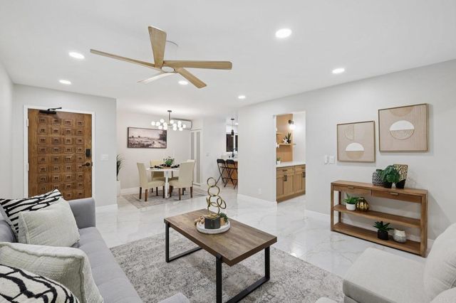 2600 Torrey Pines Road A13, La Jolla, CA 92037