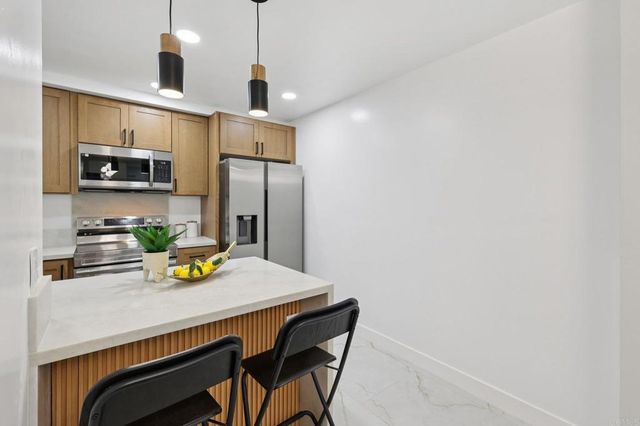 2600 Torrey Pines Road A13, La Jolla, CA 92037