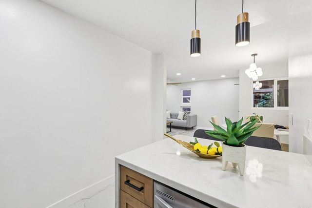 2600 Torrey Pines Road A13, La Jolla, CA 92037