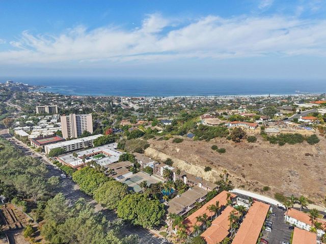 2600 Torrey Pines Road A13, La Jolla, CA 92037