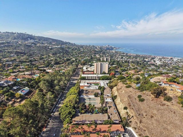 2600 Torrey Pines Road A13, La Jolla, CA 92037