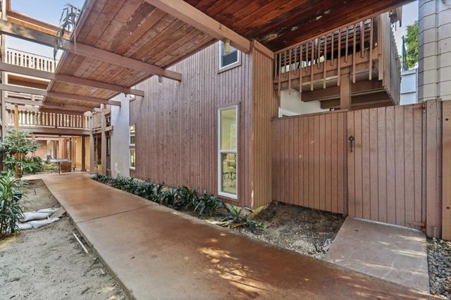 2600 Torrey Pines Road A13, La Jolla, CA 92037