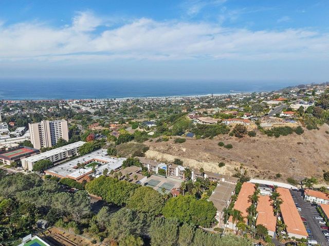 2600 Torrey Pines Road A13, La Jolla, CA 92037