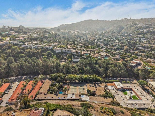 2600 Torrey Pines Road A13, La Jolla, CA 92037