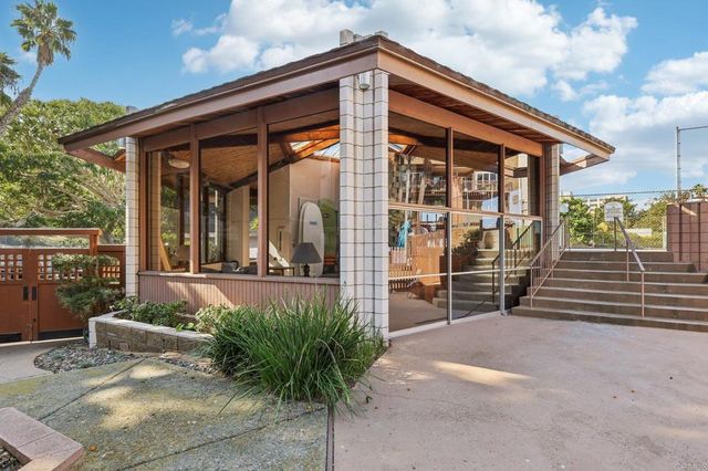 2600 Torrey Pines Road A13, La Jolla, CA 92037