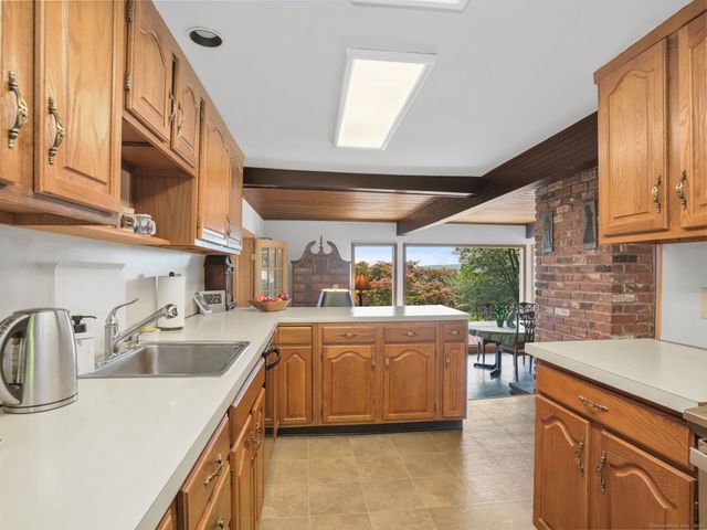 89 Wood Creek Road, New Fairfield, CT 06812