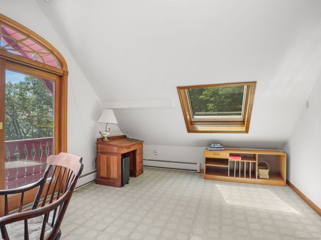 89 Wood Creek Road, New Fairfield, CT 06812