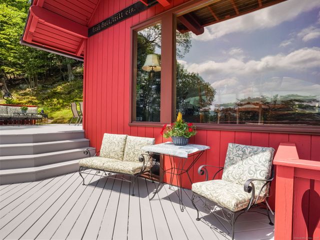 89 Wood Creek Road, New Fairfield, CT 06812