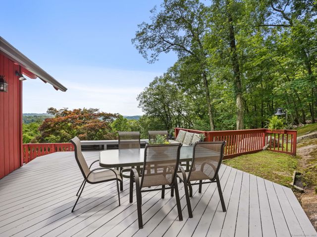 89 Wood Creek Road, New Fairfield, CT 06812