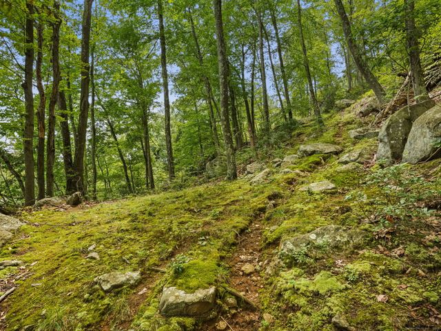89 Wood Creek Road, New Fairfield, CT 06812