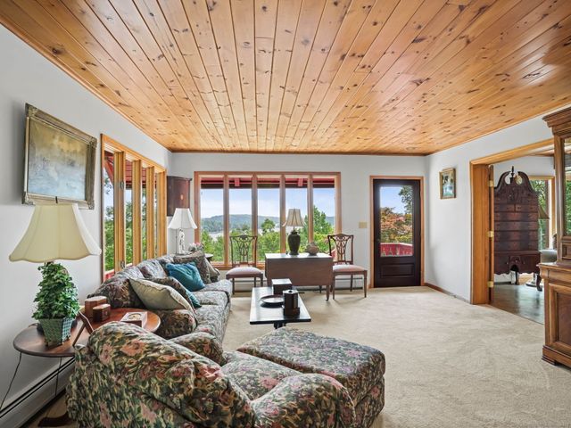89 Wood Creek Road, New Fairfield, CT 06812