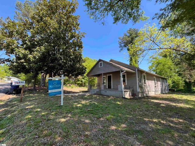 213 Law Street, Woodruff, SC 29388