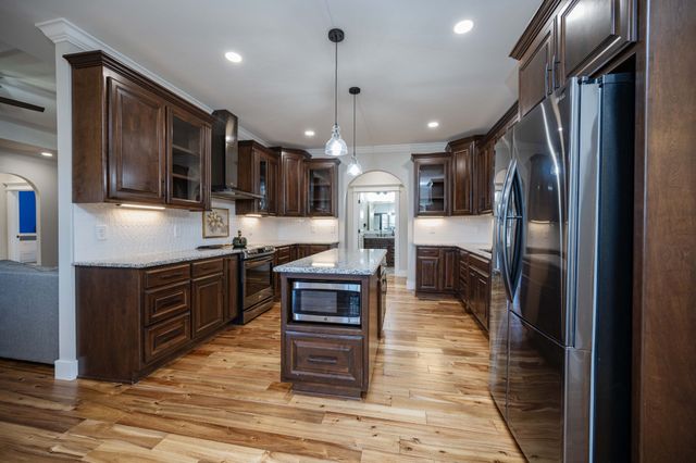 224 Murray Rd, Belvidere, TN 37306