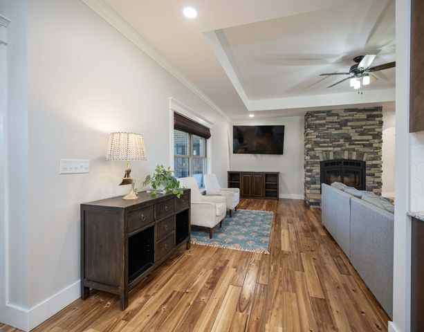 224 Murray Rd, Belvidere, TN 37306