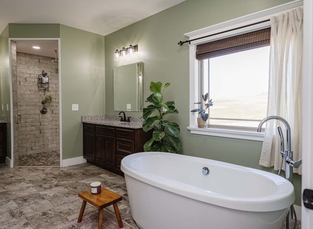 224 Murray Rd, Belvidere, TN 37306