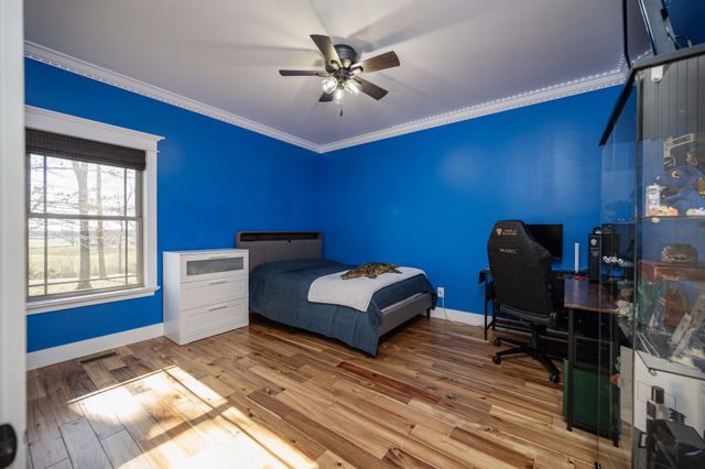 224 Murray Rd, Belvidere, TN 37306