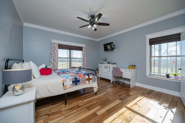 224 Murray Rd, Belvidere, TN 37306