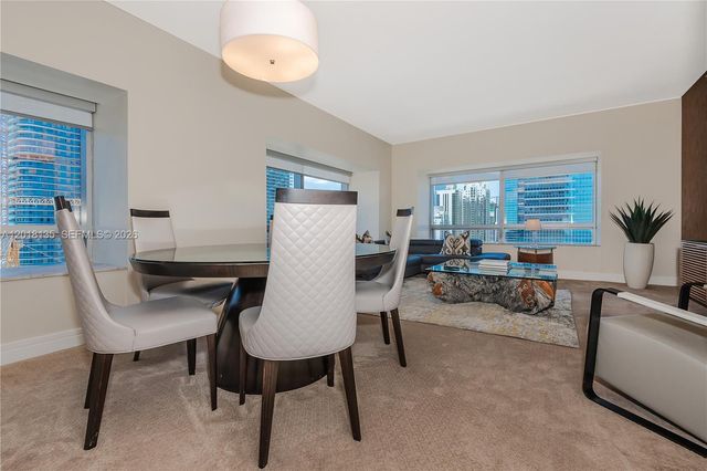 1435 Brickell Ave 3012, Miami, FL 33131