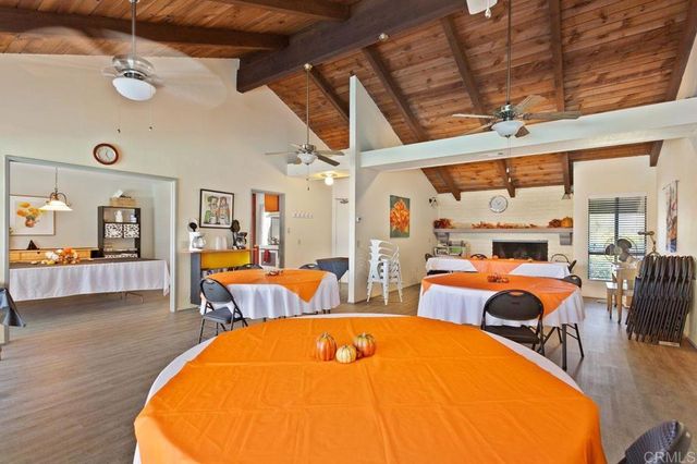 727 Nob Circle, Vista, CA 92084