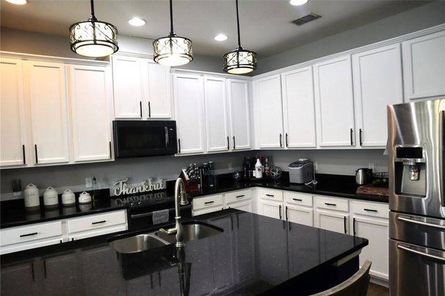 2100 MISTY GLEN DRIVE, Apopka, FL 32712