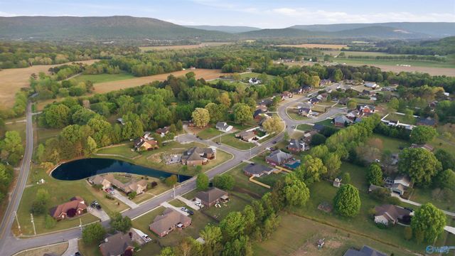 102 Bridle Ridge Drive, Gurley, AL 35748