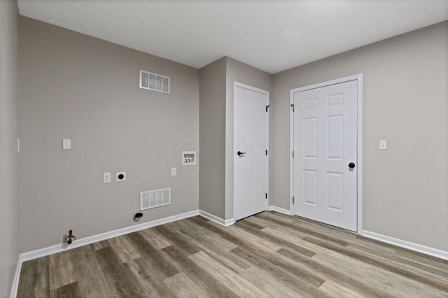 6702 Axtel Drive, 6E, Canal Winchester, OH 43110
