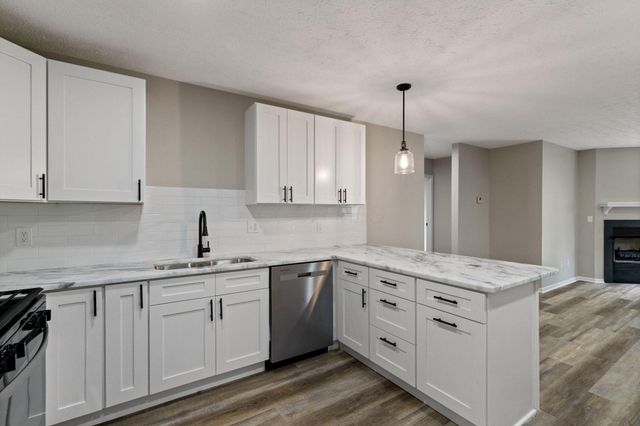 6702 Axtel Drive, 6E, Canal Winchester, OH 43110