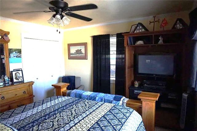 1010 W Moss Street, Eastland, TX 76448