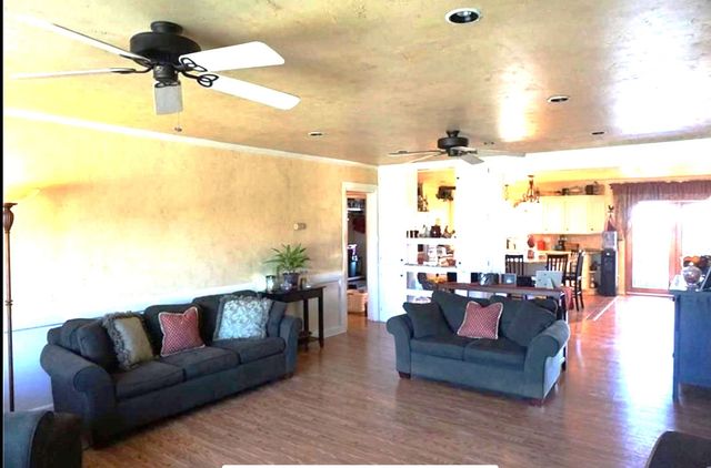 1010 W Moss Street, Eastland, TX 76448