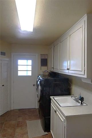 1010 W Moss Street, Eastland, TX 76448