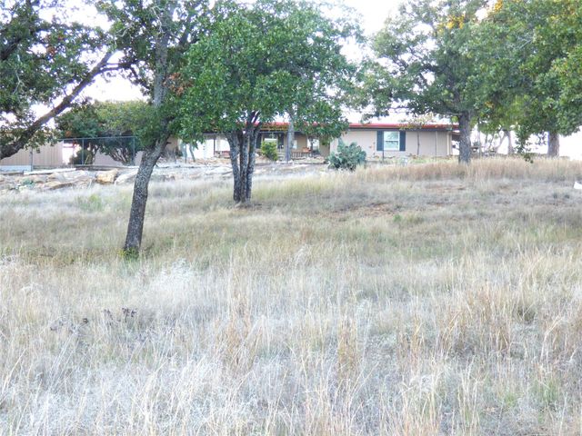 1010 W Moss Street, Eastland, TX 76448