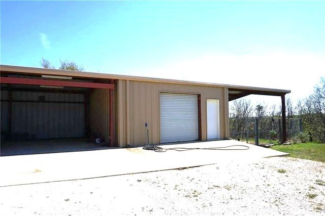 1010 W Moss Street, Eastland, TX 76448