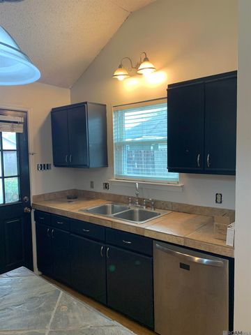 13676 Greenview Ave, Baton Rouge, LA 70816