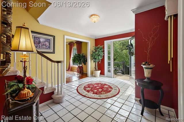 1854 Ludgate Lane, Rochester Hills, MI 48309