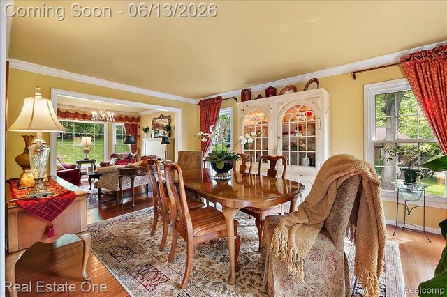 1854 Ludgate Lane, Rochester Hills, MI 48309