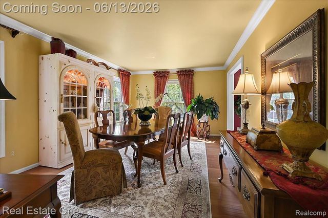 1854 Ludgate Lane, Rochester Hills, MI 48309