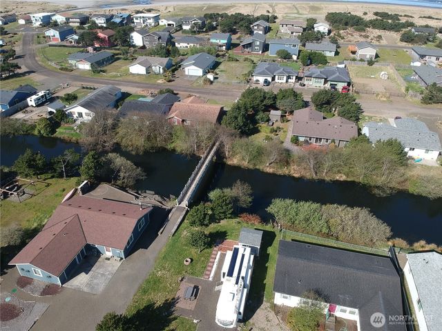 33001 I Street, Ocean Park, WA 98640