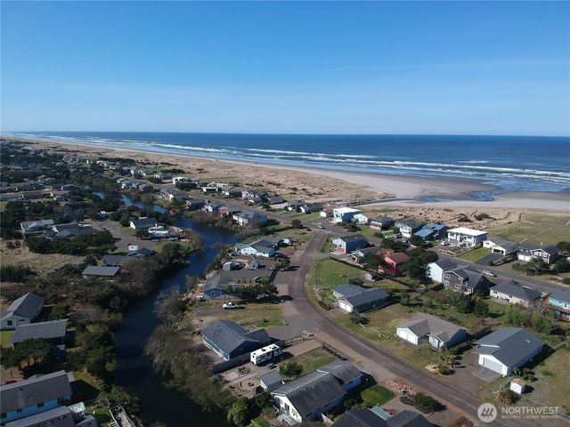 33001 I Street, Ocean Park, WA 98640