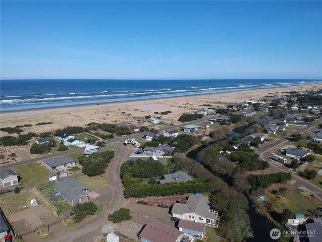 33001 I Street, Ocean Park, WA 98640