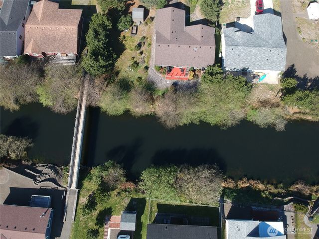 33001 I Street, Ocean Park, WA 98640