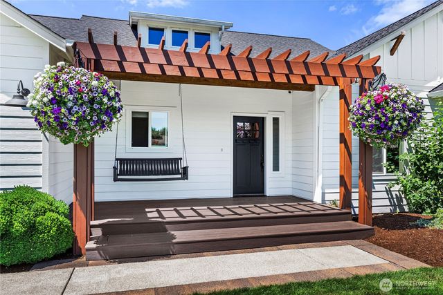 5741 Kirsop Road SW, Olympia, WA 98512