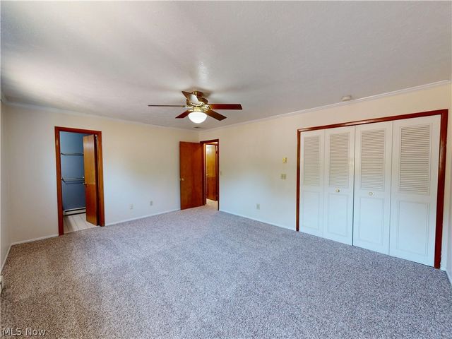 8240 Deepwood Boulevard 7-2, Mentor, OH 44060