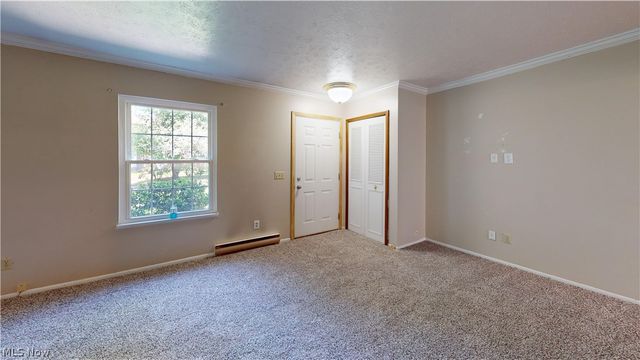 8240 Deepwood Boulevard 7-2, Mentor, OH 44060