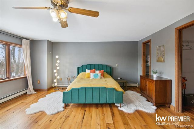 897 Annie Lang Drive, Milford, MI 48381