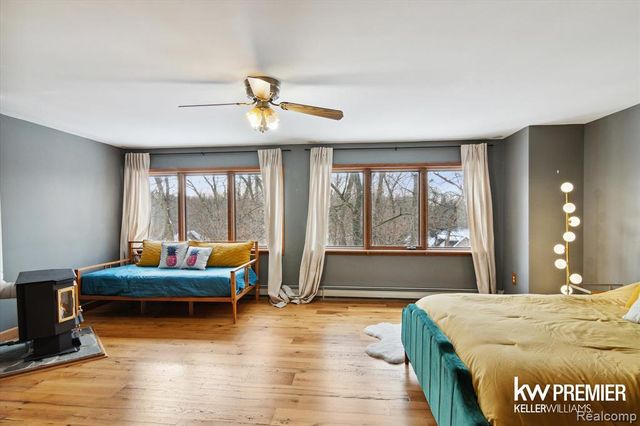 897 Annie Lang Drive, Milford, MI 48381