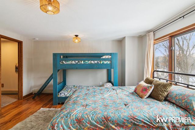 897 Annie Lang Drive, Milford, MI 48381